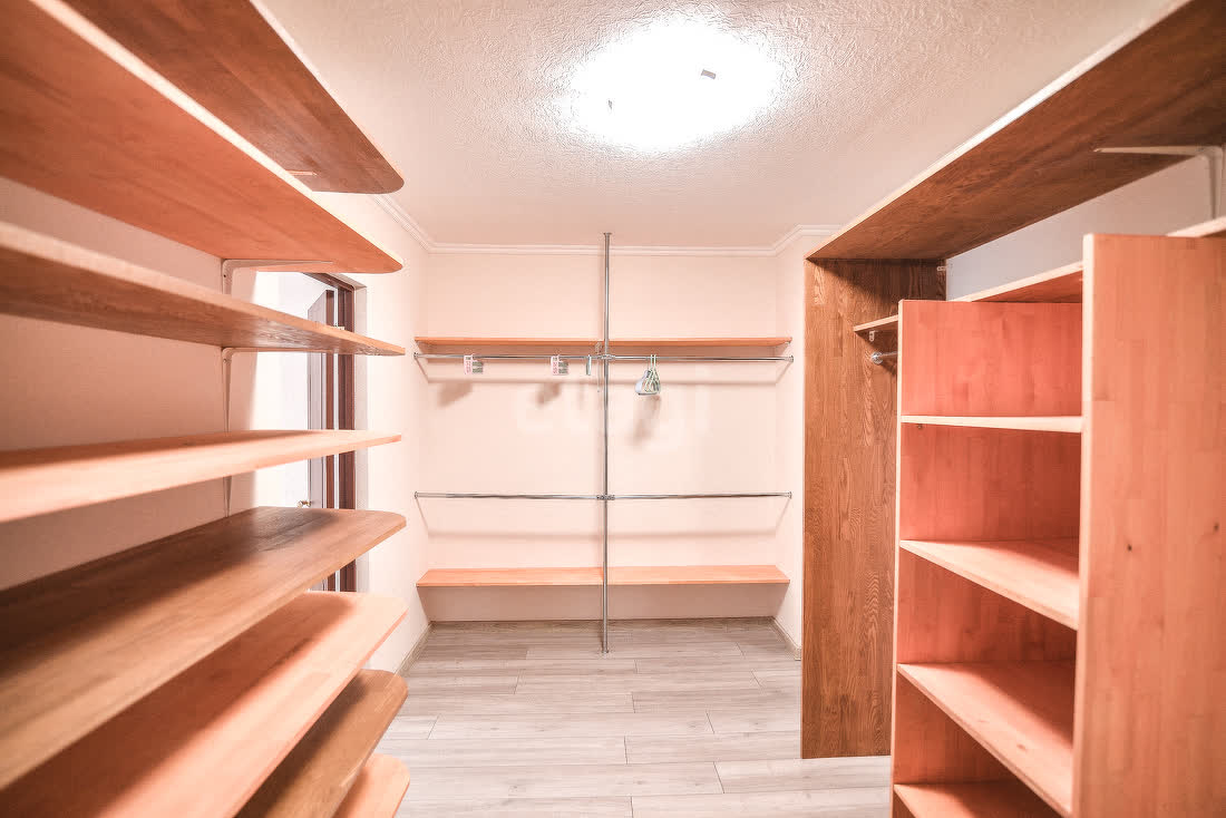 Аренда дома, 150м <sup>2</sup>, Южно-Сахалинск, Сахалинская область,  