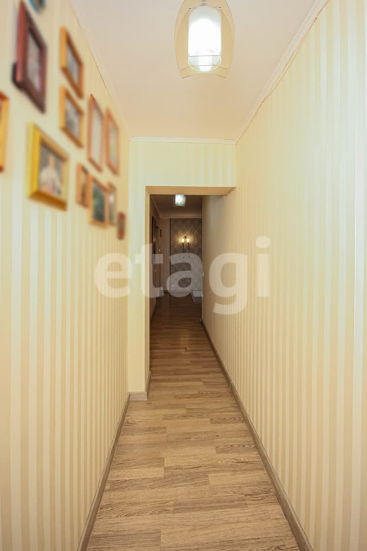 Продажа 4-комнатной квартиры, Улан-Удэ, Республика Бурятия,  Улан-Удэ