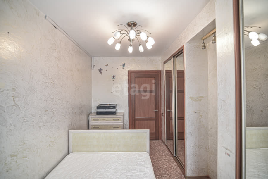 Продажа 4-комнатной квартиры, Южно-Сахалинск, Сахалинская область,  Южно-Сахалинск