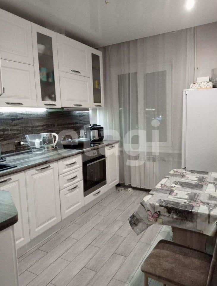 Продажа 3-комнатной квартиры, Улан-Удэ, Республика Бурятия,  Улан-Удэ