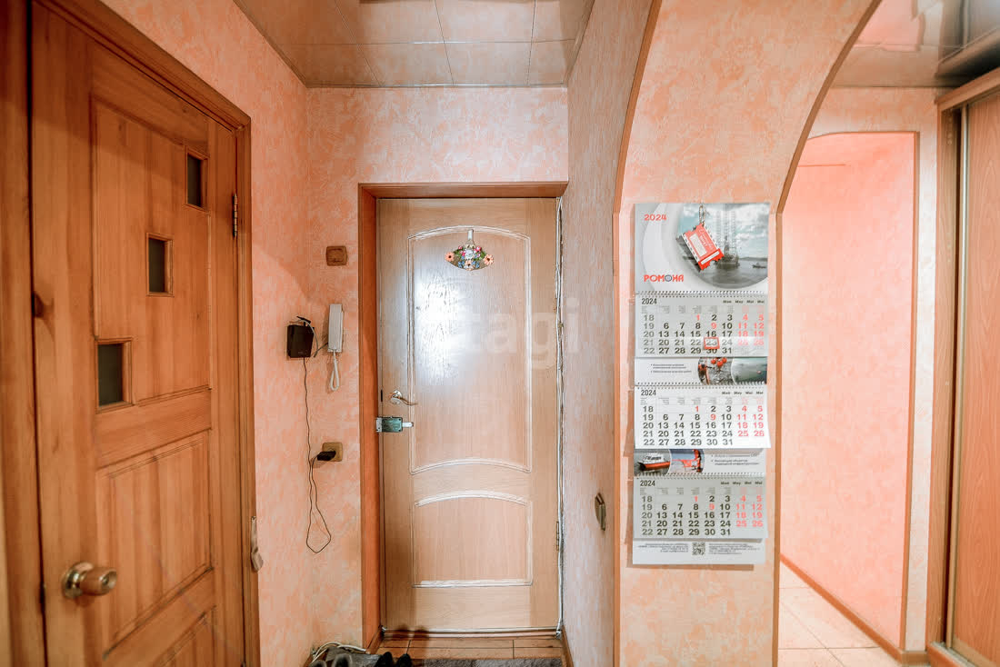 Продажа 4-комнатной квартиры, Южно-Сахалинск, Сахалинская область,  Южно-Сахалинск