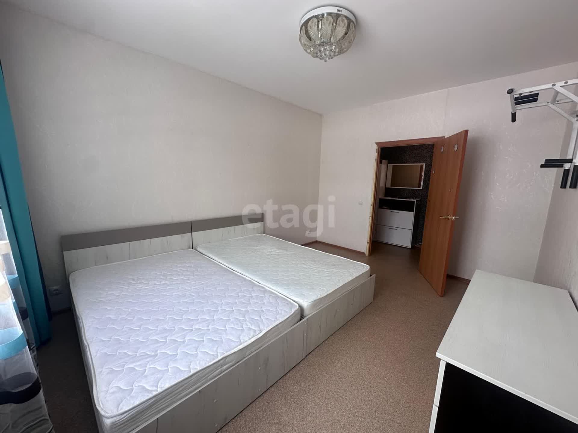 Продажа 3-комнатной квартиры, Южно-Сахалинск, Сахалинская область,  Южно-Сахалинск