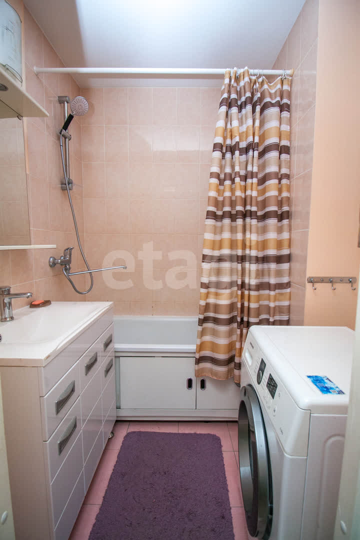 Продажа 3-комнатной квартиры, Южно-Сахалинск, Сахалинская область,  Южно-Сахалинск