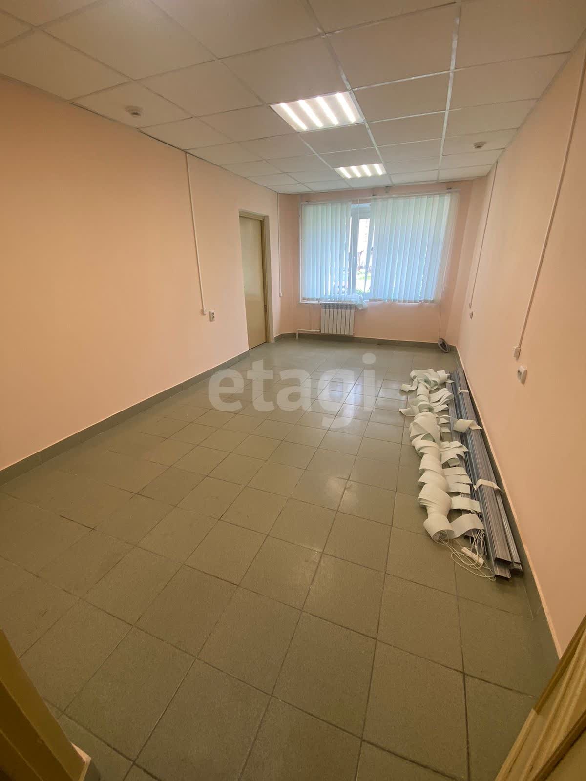 Продажа коммерческой недвижимости, 124м <sup>2</sup>, Южно-Сахалинск, Сахалинская область,  Южно-Сахалинск