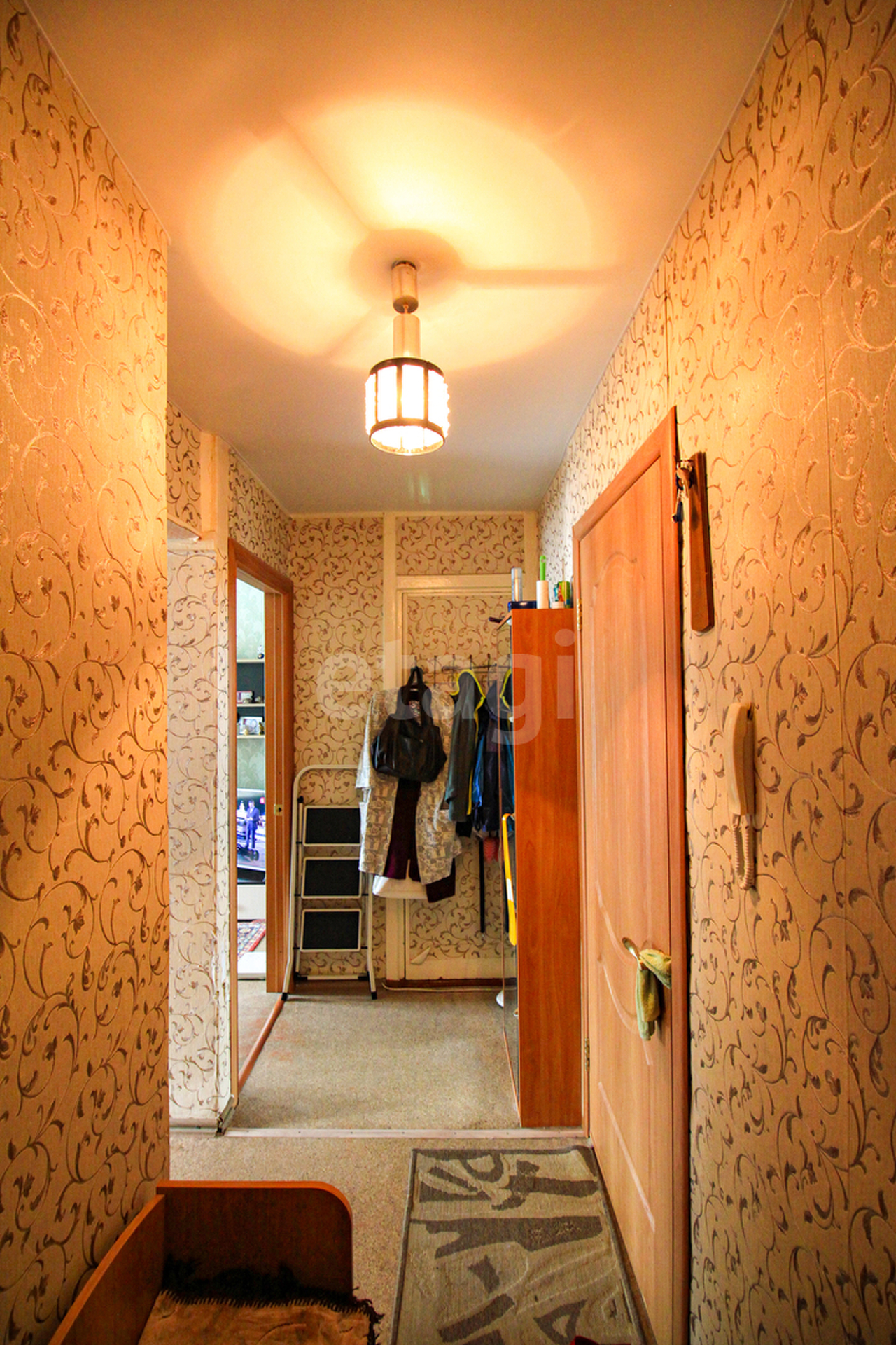 Продажа 2-комнатной квартиры, Южно-Сахалинск, Сахалинская область,  Южно-Сахалинск