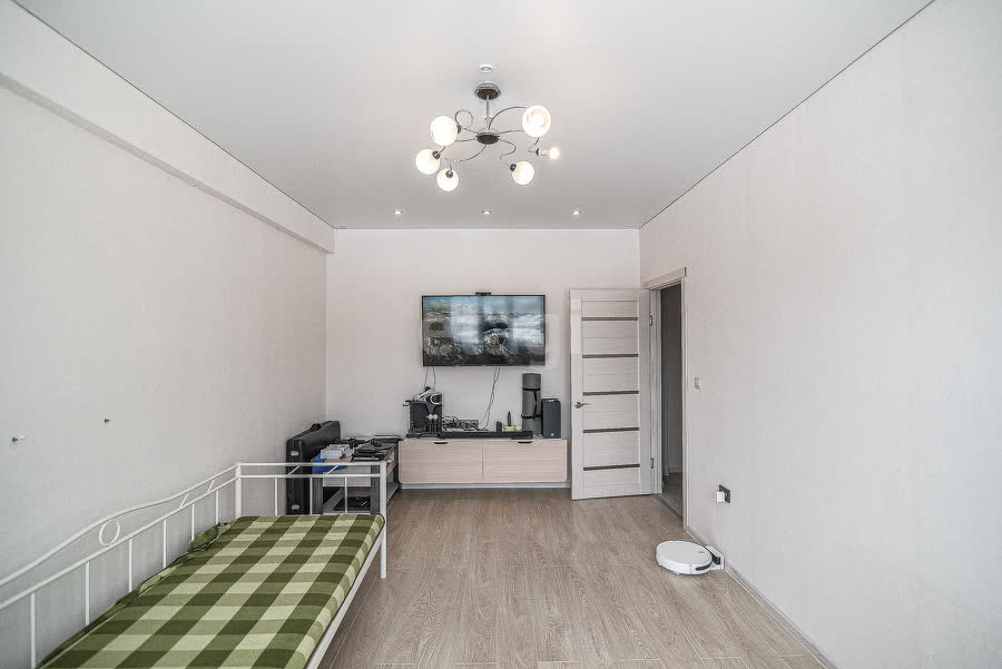 Продажа 2-комнатной квартиры, Южно-Сахалинск, Сахалинская область,  Южно-Сахалинск