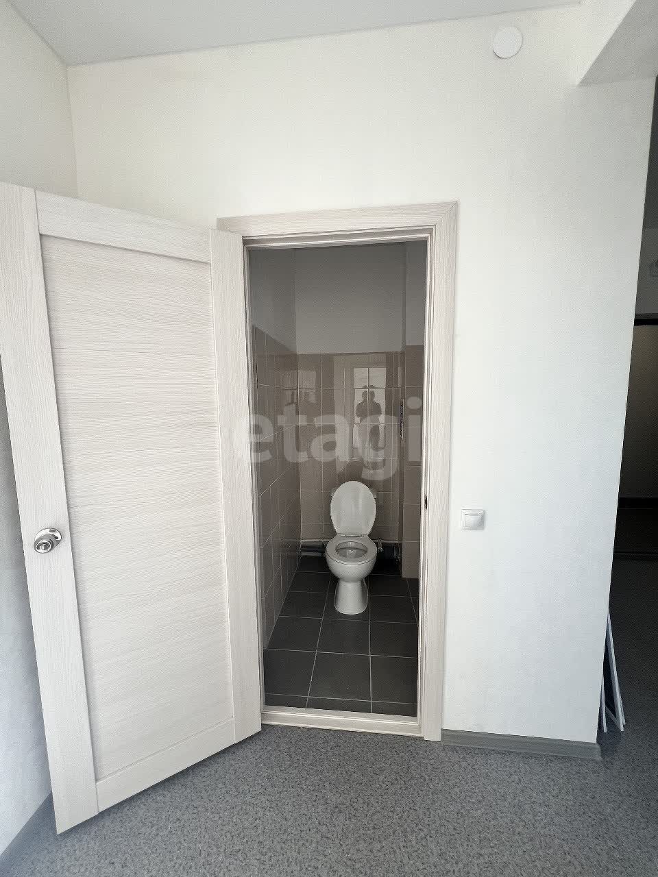 Продажа 2-комнатной квартиры, Южно-Сахалинск, Сахалинская область,  Южно-Сахалинск