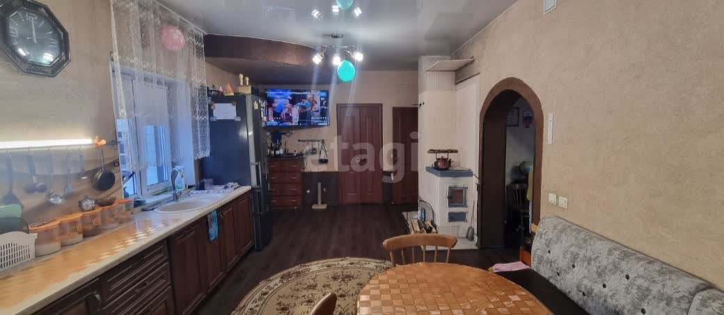 Продажа дома, 195м <sup>2</sup>, 10 сот., Улан-Удэ, Республика Бурятия,  Октябрьский