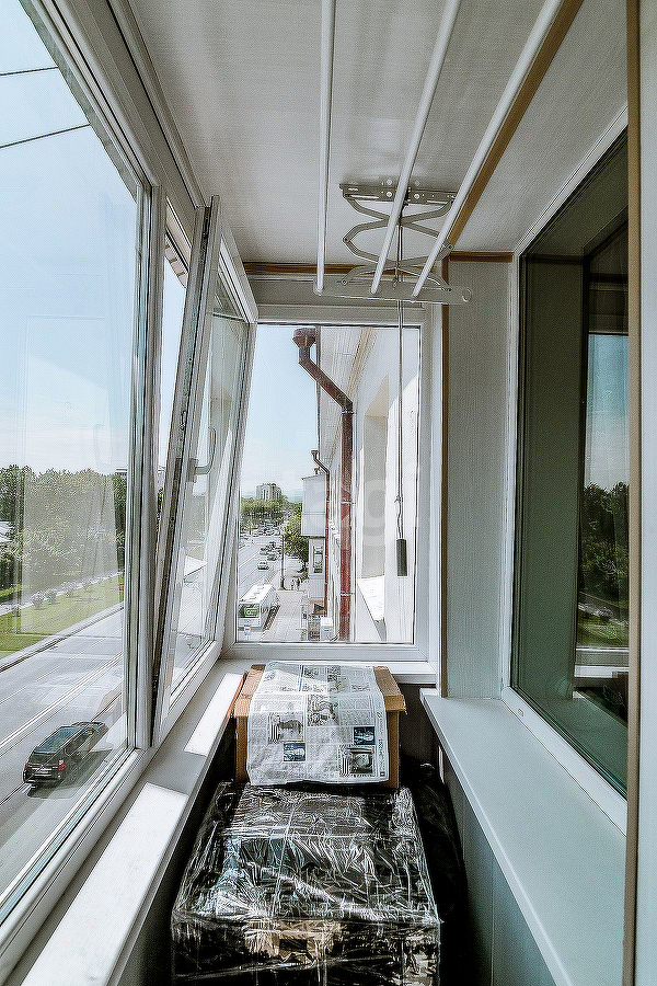 Продажа 2-комнатной квартиры, Южно-Сахалинск, Сахалинская область,  Южно-Сахалинск