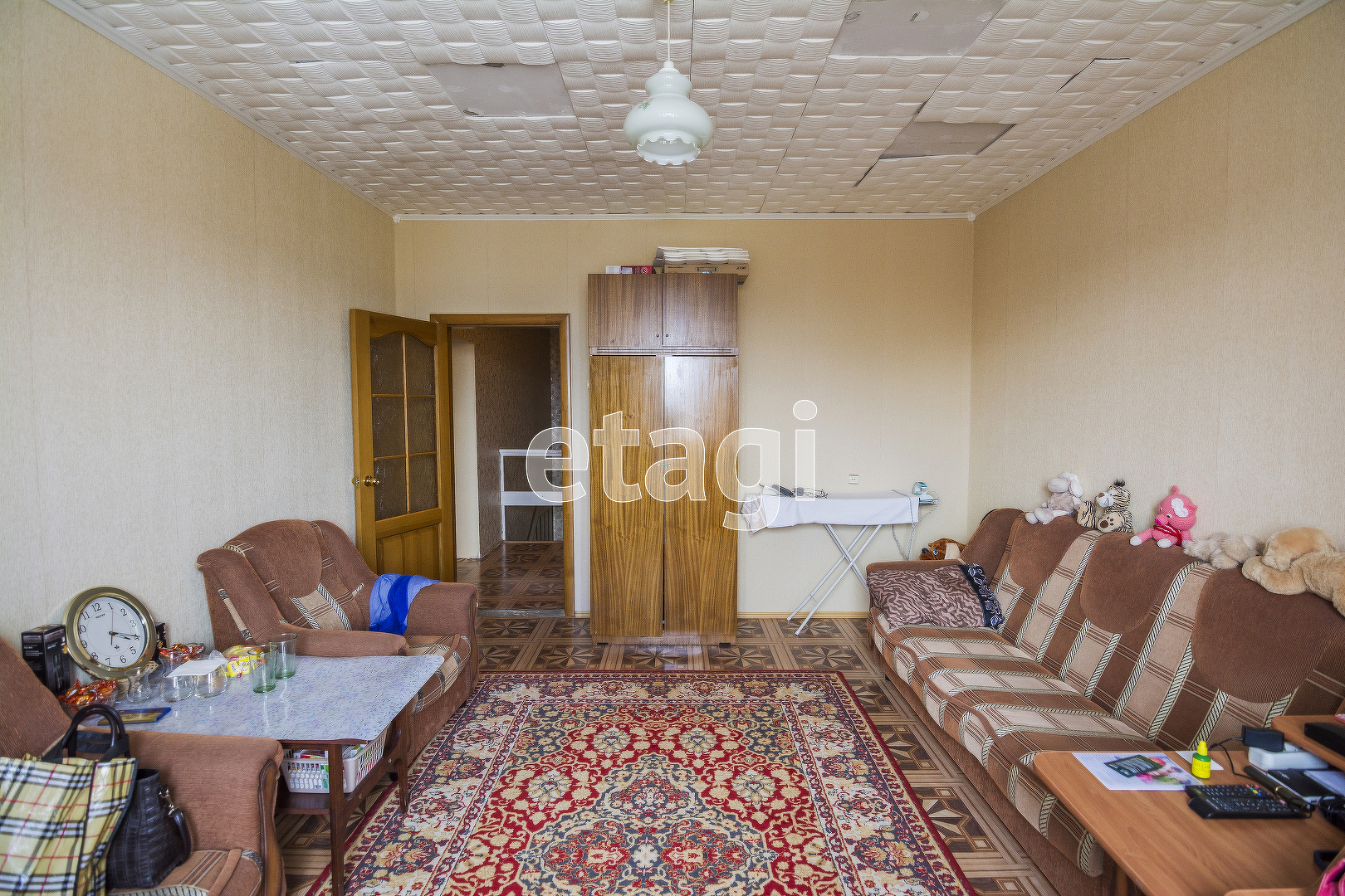 Продажа дома, 290м <sup>2</sup>, 1 сот., Челябинск, Челябинская область,  Златоустовский городской округ