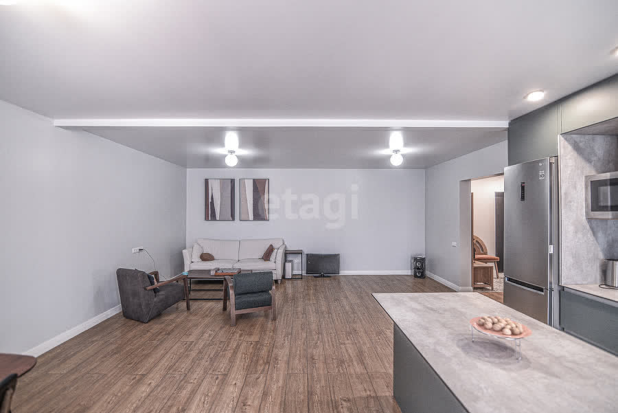 Продажа 3-комнатной квартиры, Южно-Сахалинск, Сахалинская область,  Южно-Сахалинск