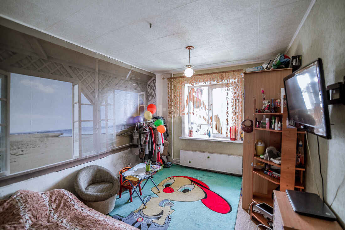 Продажа 4-комнатной квартиры, Южно-Сахалинск, Сахалинская область,  Южно-Сахалинск