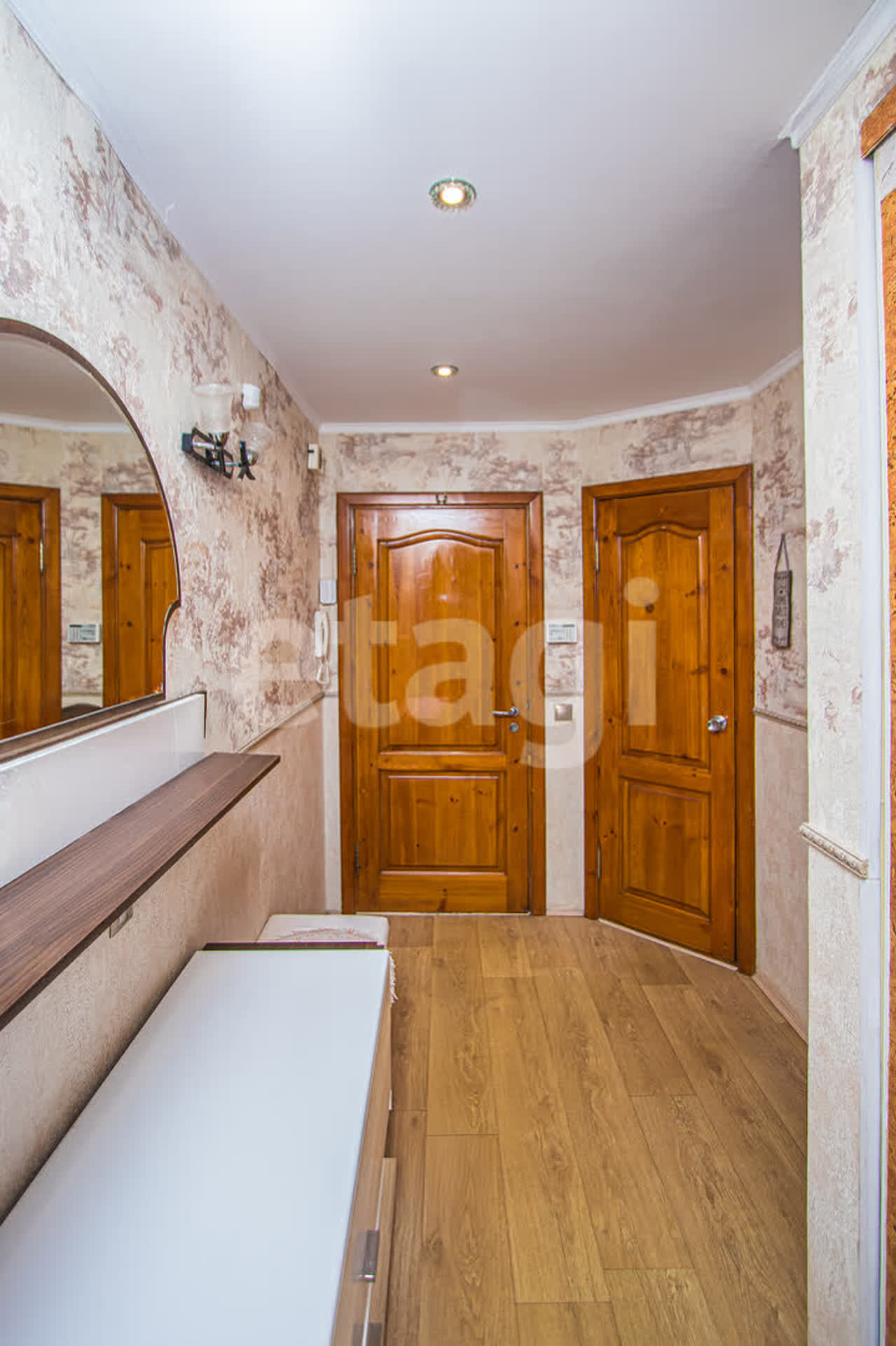 Продажа 3-комнатной квартиры, Улан-Удэ, Республика Бурятия,  Улан-Удэ