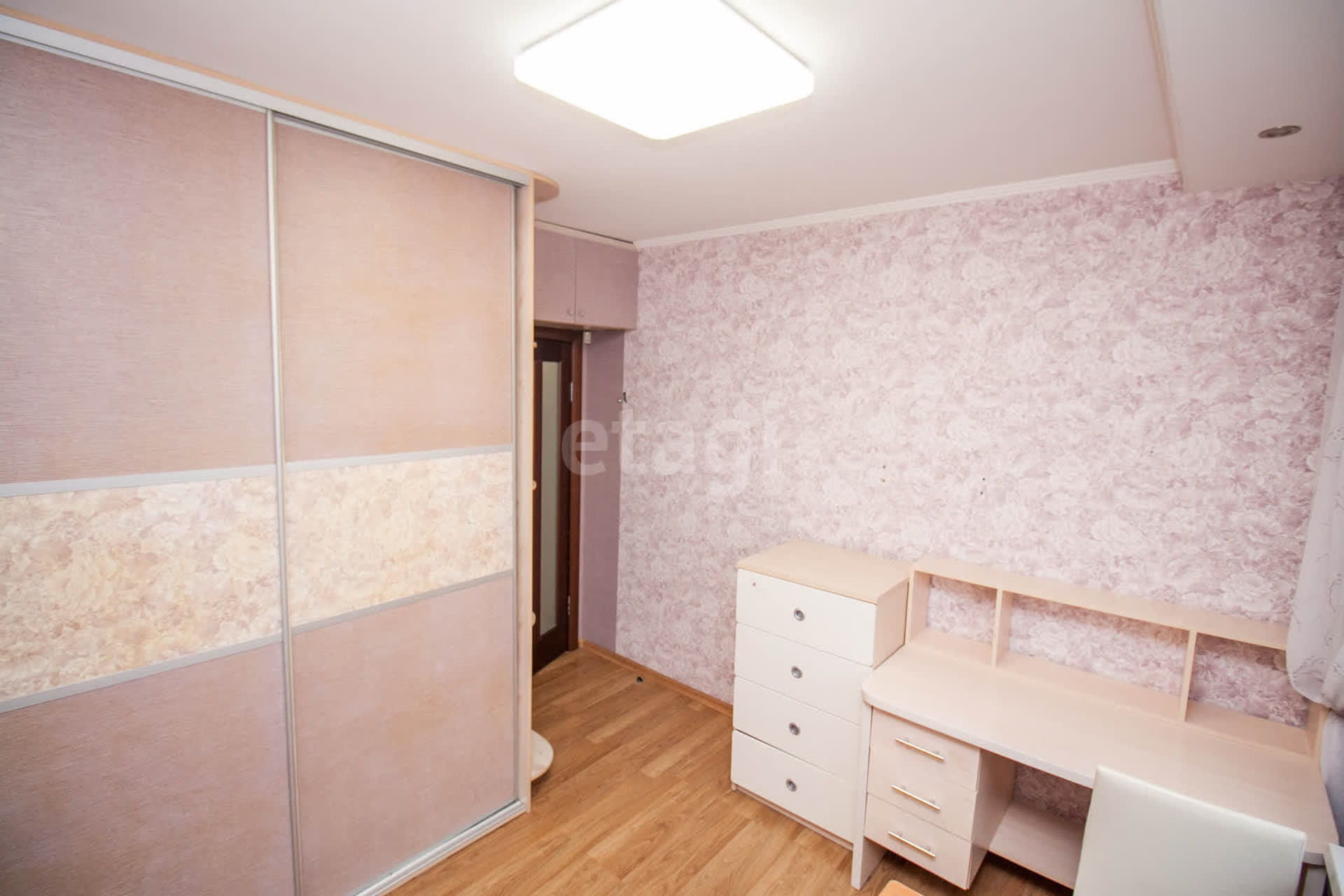 Продажа 3-комнатной квартиры, Южно-Сахалинск, Сахалинская область,  Южно-Сахалинск