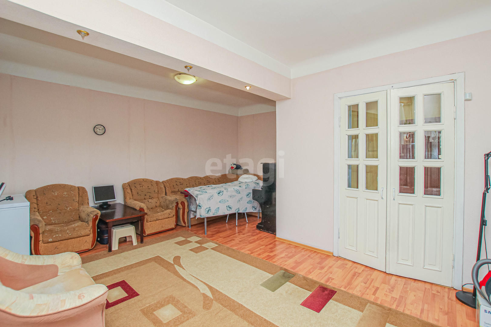 Продажа 3-комнатной квартиры, Улан-Удэ, Республика Бурятия,  Улан-Удэ