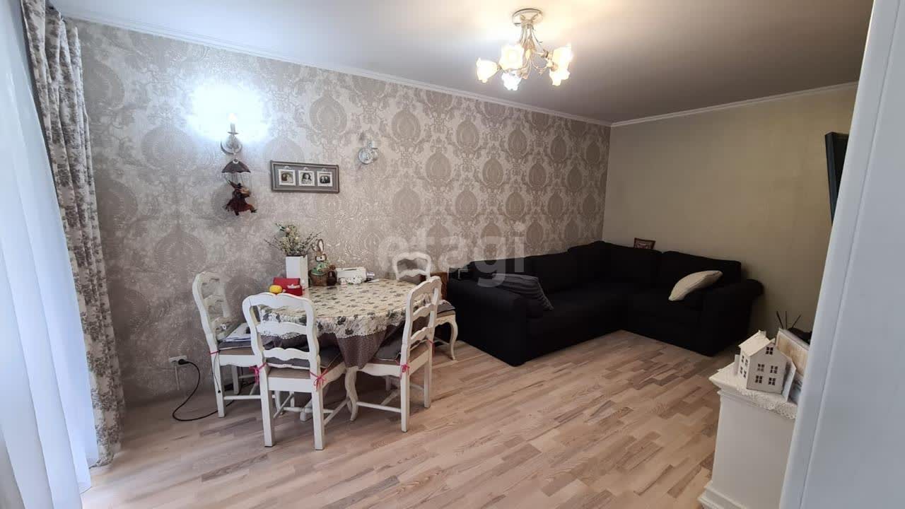 Продажа 3-комнатной квартиры, Южно-Сахалинск, Сахалинская область,  Южно-Сахалинск