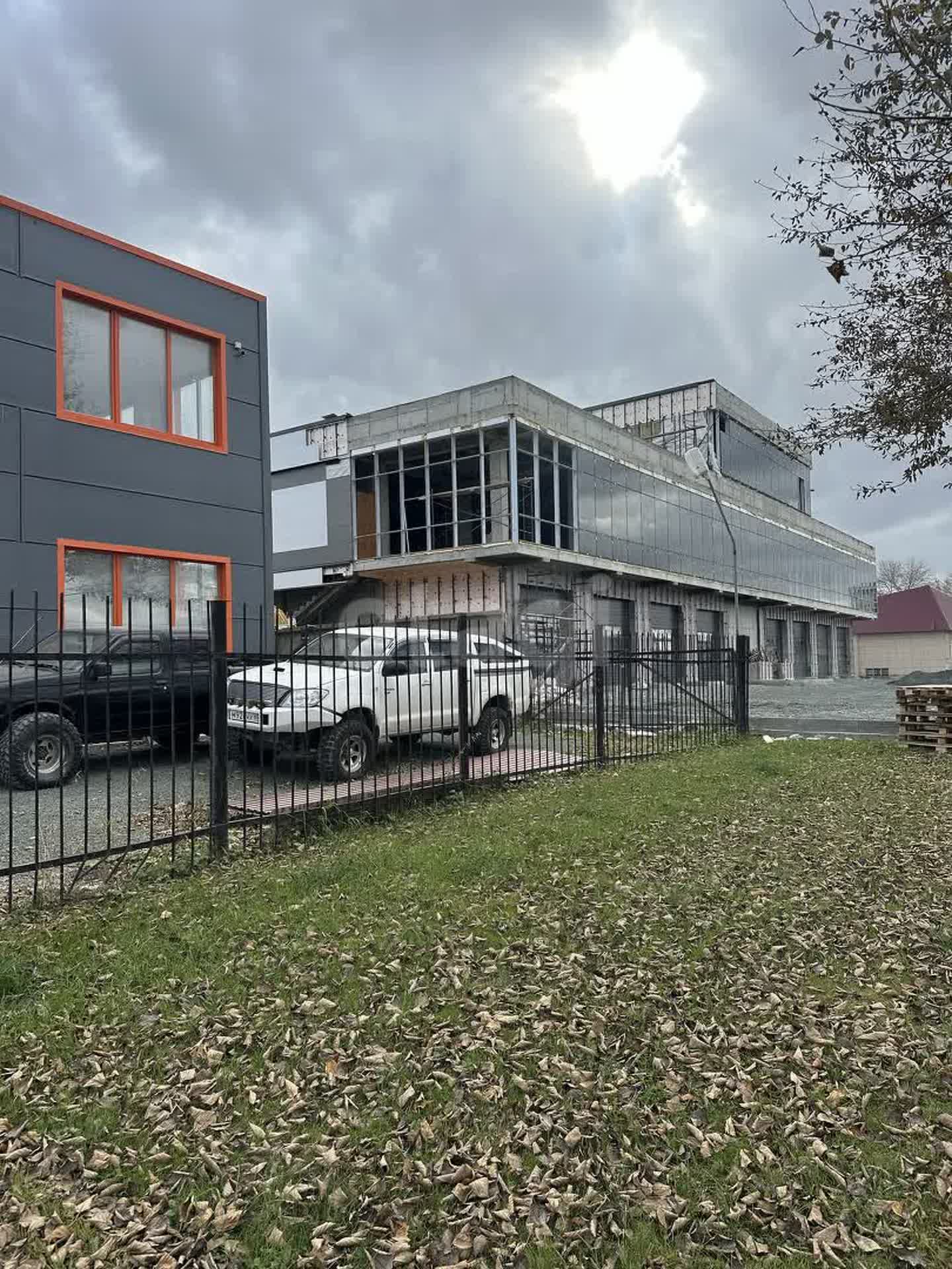 Аренда коммерческой недвижимости, 240м <sup>2</sup>, Южно-Сахалинск, Сахалинская область,  Южно-Сахалинск