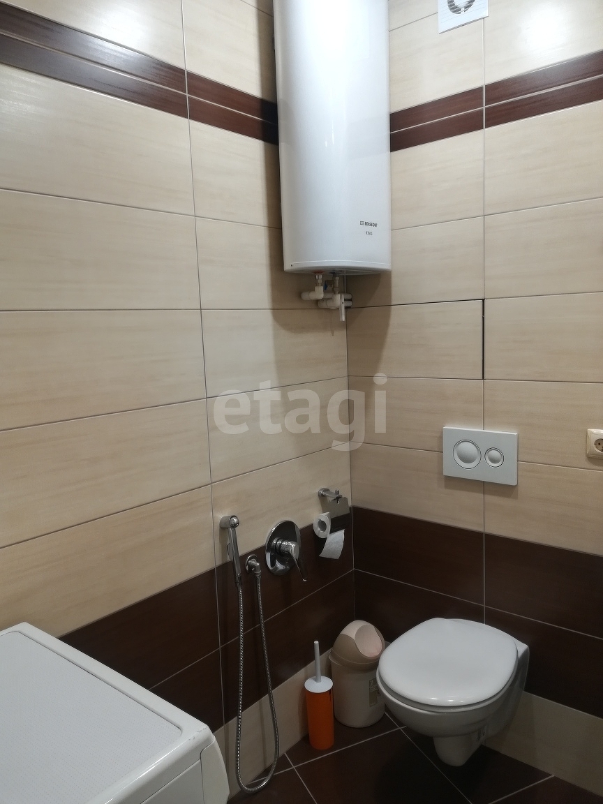 Продажа 2-комнатной квартиры, Южно-Сахалинск, Сахалинская область,  Южно-Сахалинск