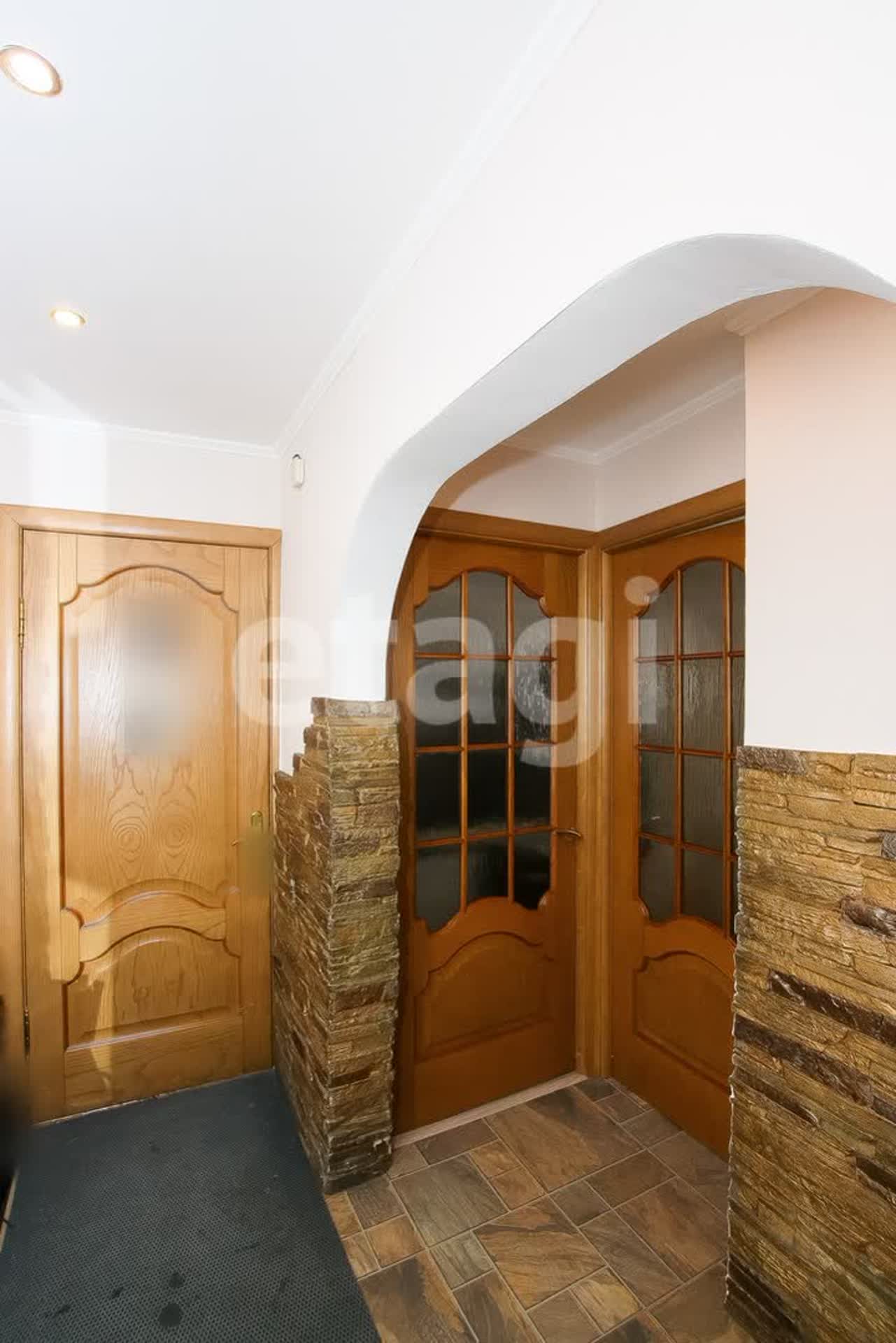 Продажа 3-комнатной квартиры, Улан-Удэ, Республика Бурятия,  Улан-Удэ