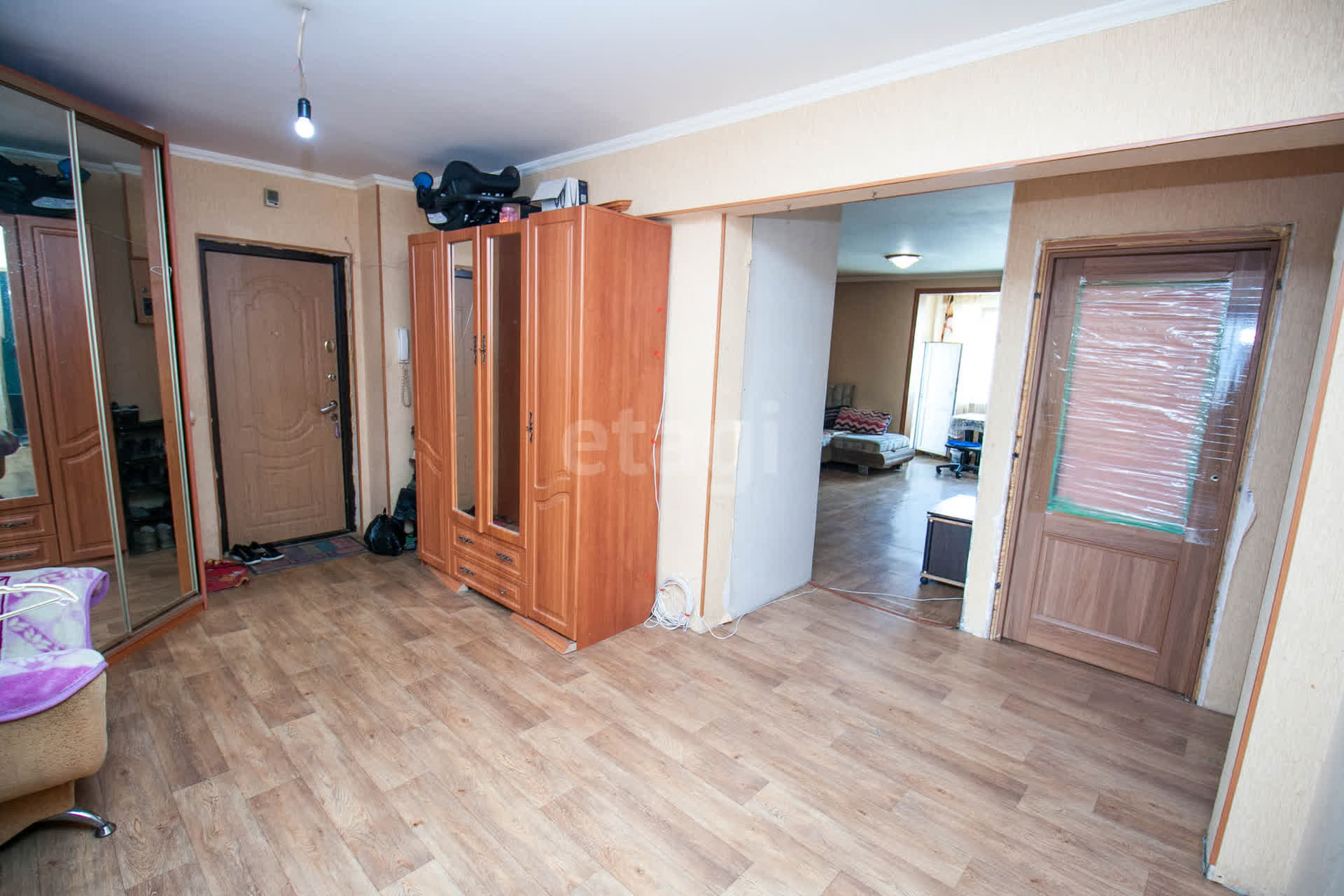 Продажа 2-комнатной квартиры, Южно-Сахалинск, Сахалинская область,  Южно-Сахалинск