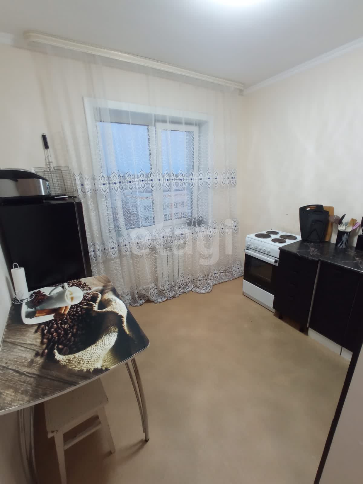 Продажа 2-комнатной квартиры, Южно-Сахалинск, Сахалинская область,  Южно-Сахалинск