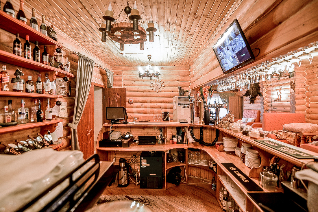 Продажа коммерческой недвижимости, 1000м <sup>2</sup>, Южно-Сахалинск, Сахалинская область,  Южно-Сахалинск