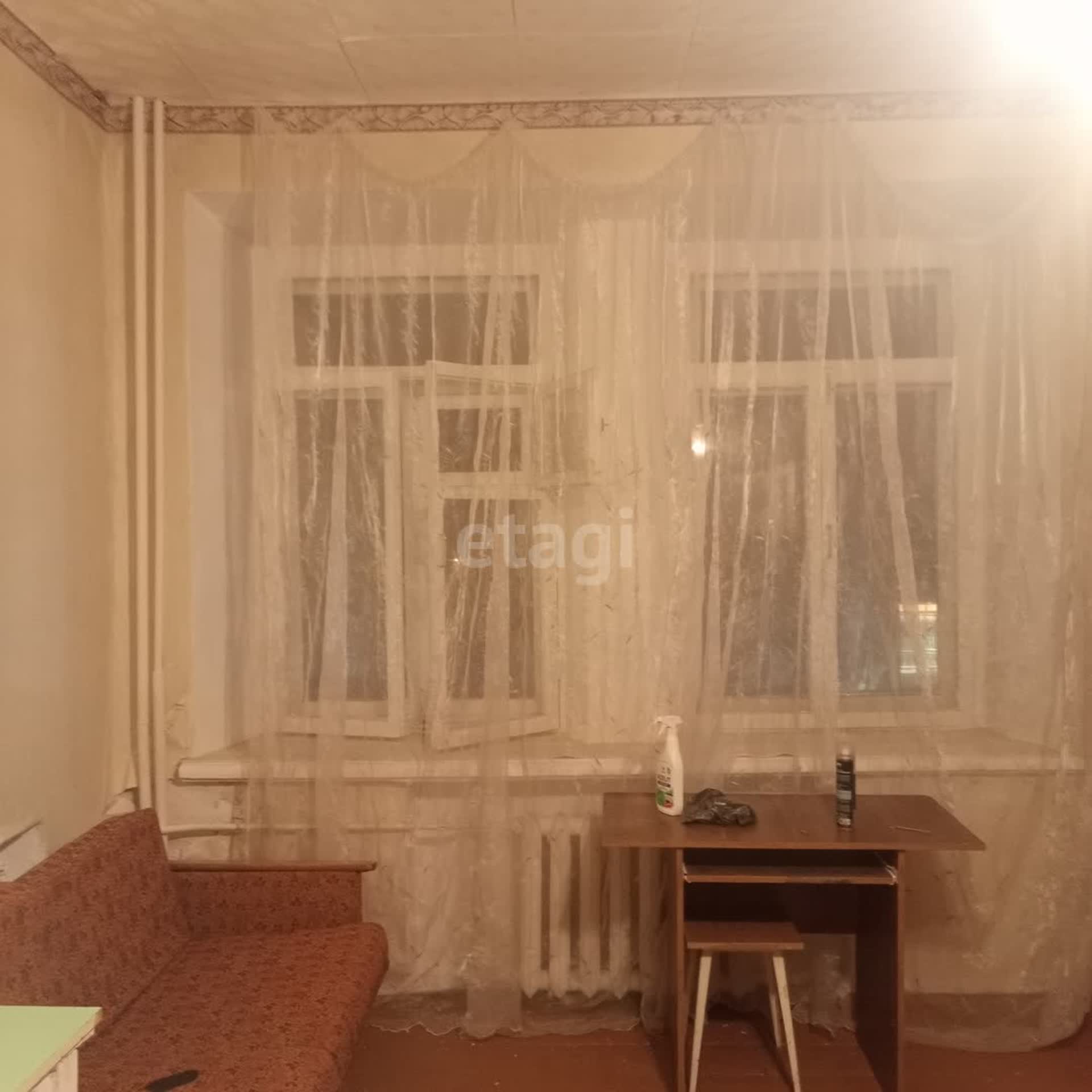Продажа комнаты, 104м <sup>2</sup>, Челябинск, Челябинская область,  Златоуст