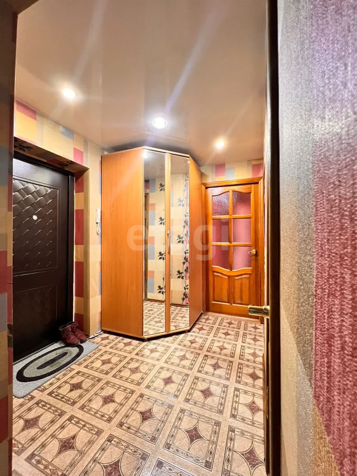 Продажа 2-комнатной квартиры, Южно-Сахалинск, Сахалинская область,  Южно-Сахалинск