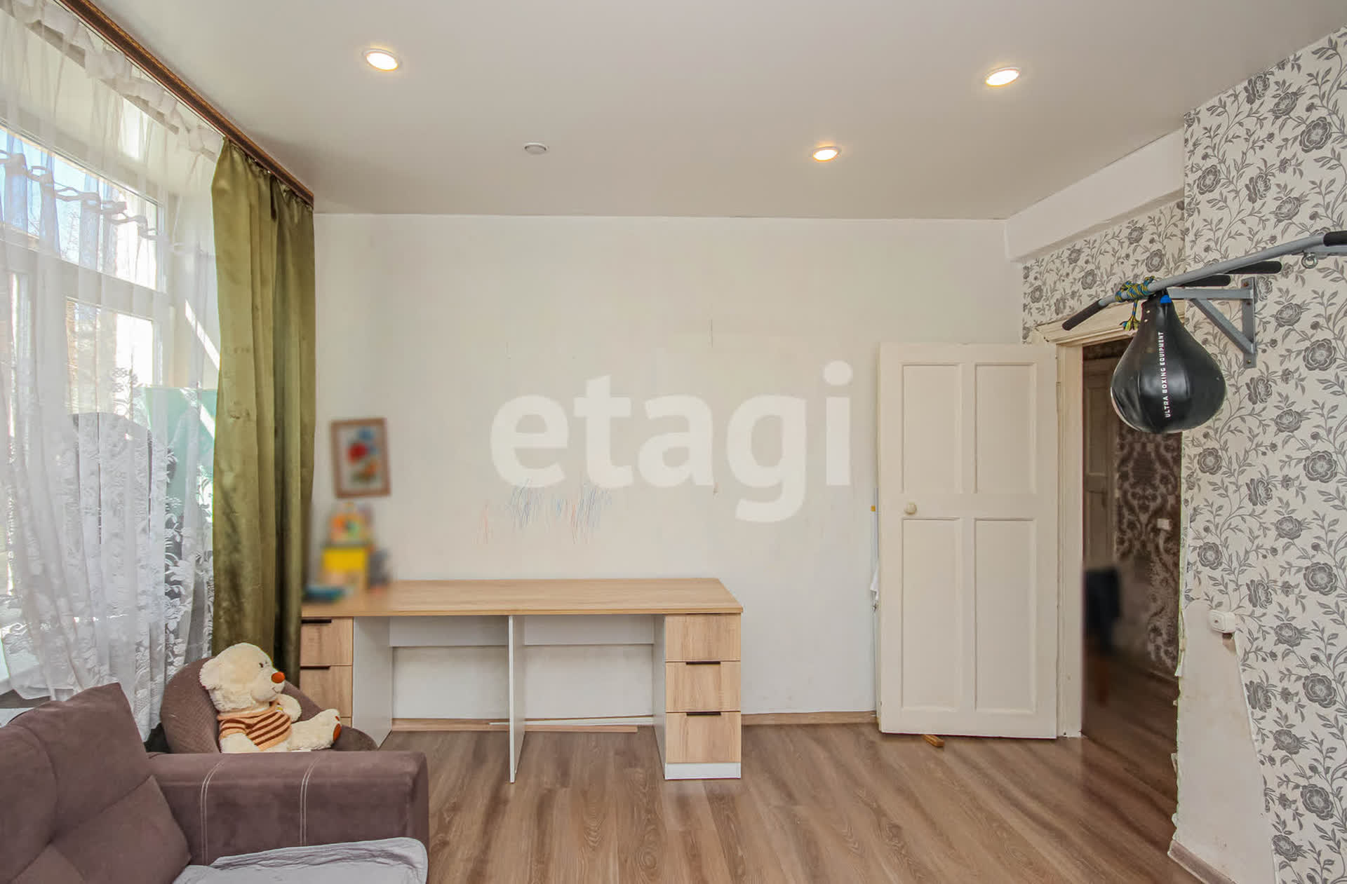 Продажа 2-комнатной квартиры, Улан-Удэ, Республика Бурятия,  Улан-Удэ