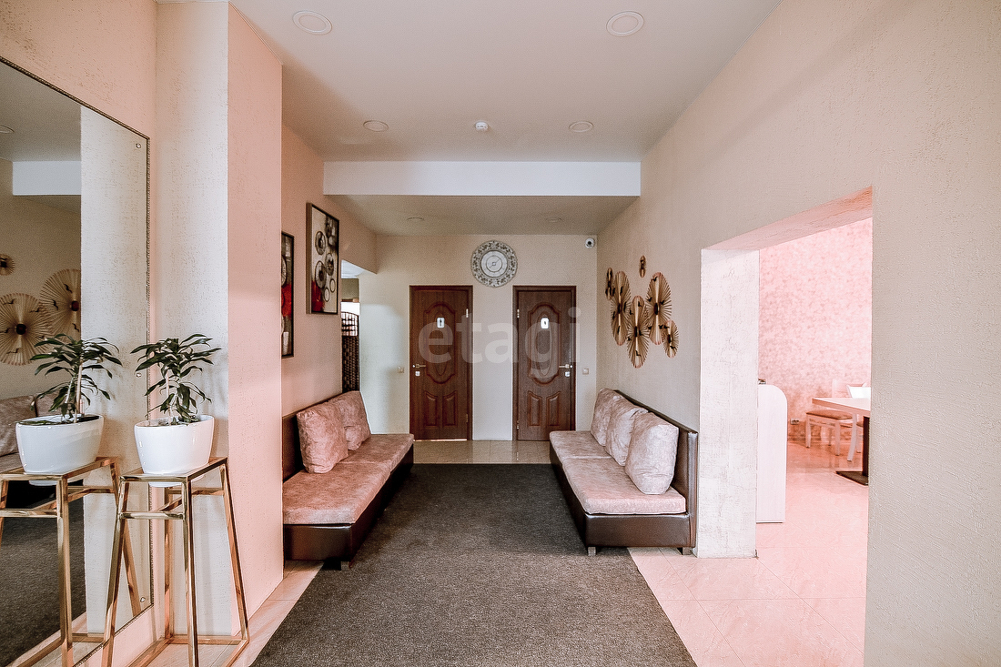 Продажа коммерческой недвижимости, 1000м <sup>2</sup>, Южно-Сахалинск, Сахалинская область,  Южно-Сахалинск