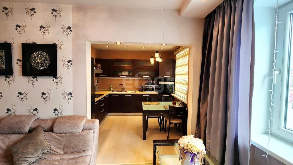 Продажа 3-комнатной квартиры, Южно-Сахалинск, Сахалинская область,  Южно-Сахалинск