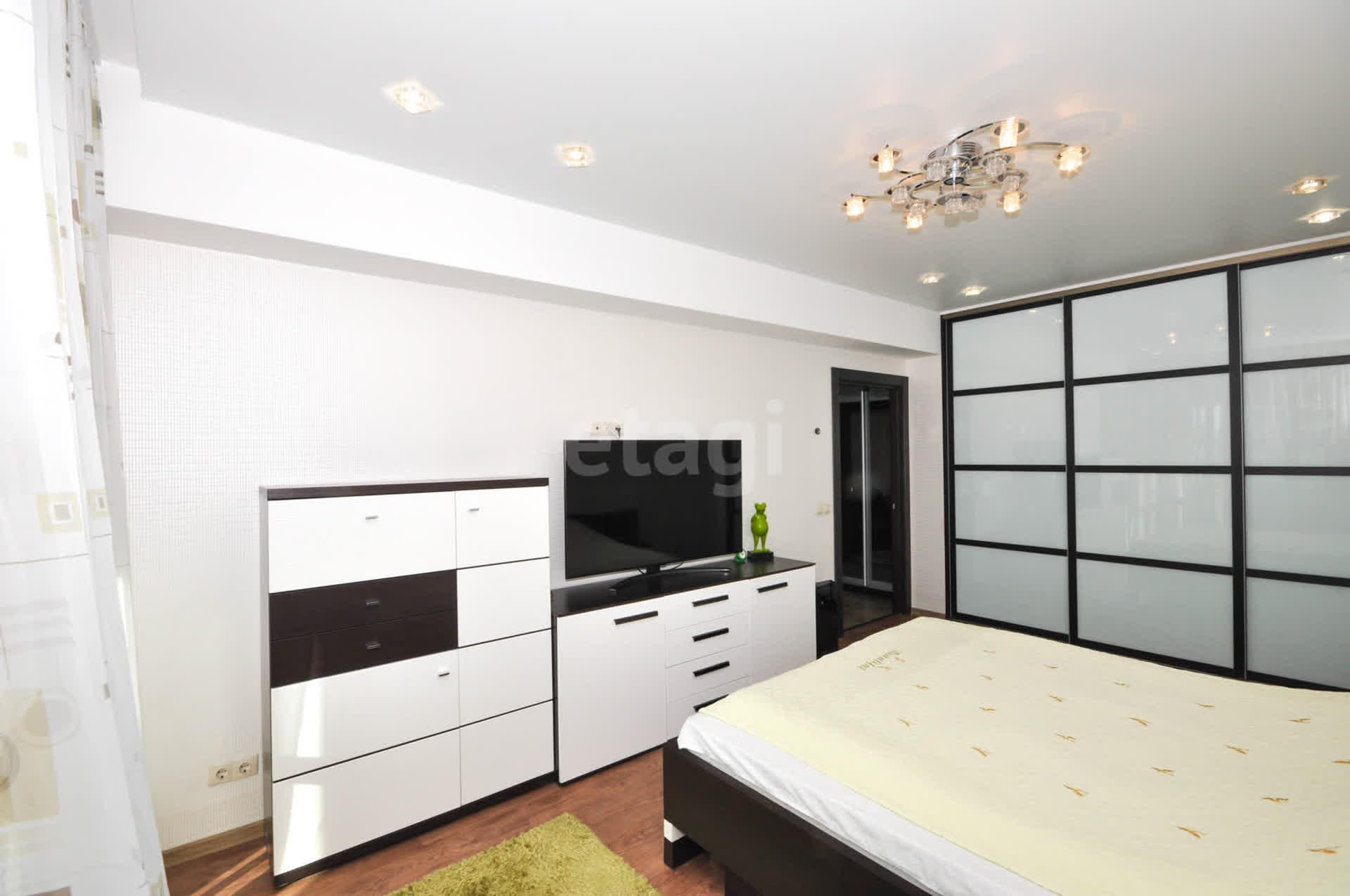 Продажа 2-комнатной квартиры, Южно-Сахалинск, Сахалинская область,  Южно-Сахалинск