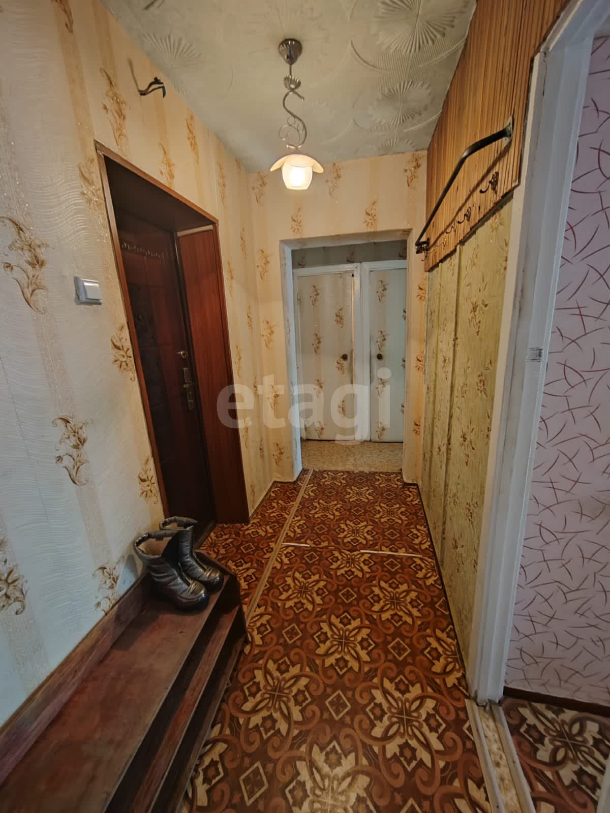 Продажа 4-комнатной квартиры, Южно-Сахалинск, Сахалинская область,  Южно-Сахалинск