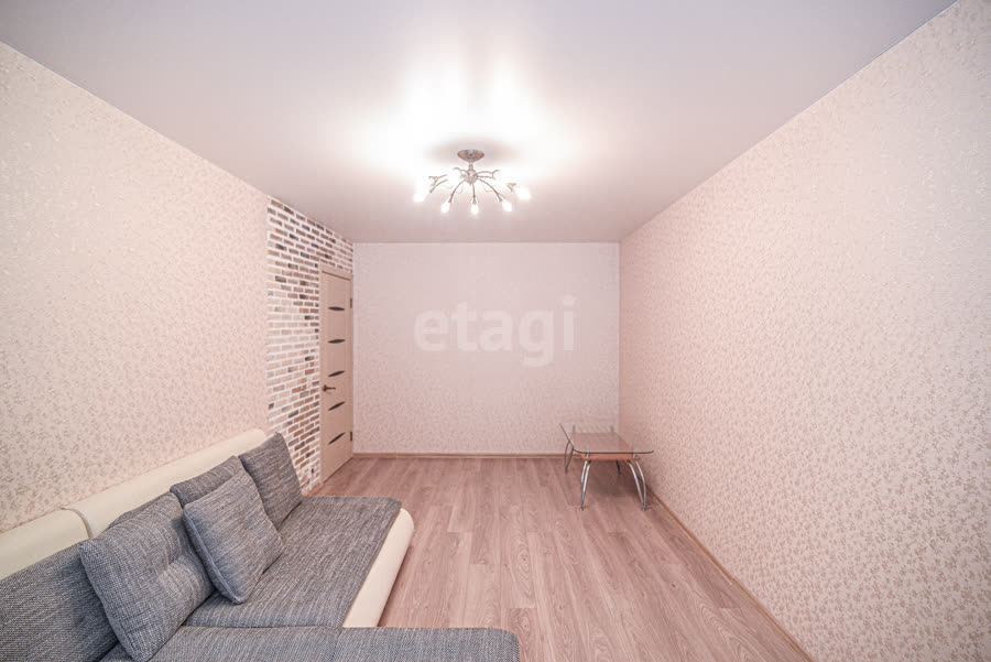 Продажа 2-комнатной квартиры, Южно-Сахалинск, Сахалинская область,  Южно-Сахалинск