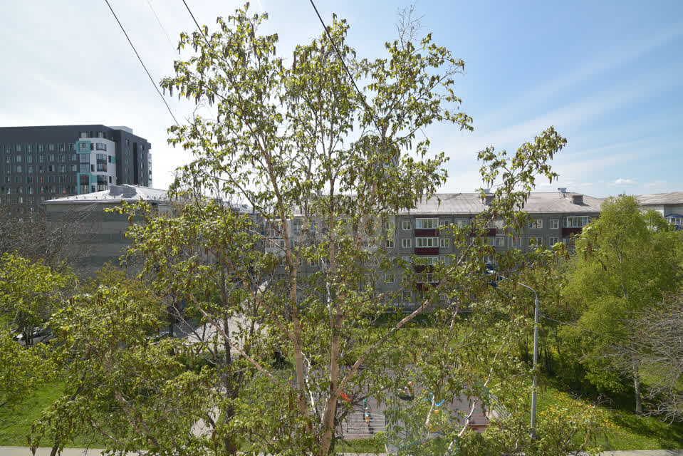 Продажа 3-комнатной квартиры, Южно-Сахалинск, Сахалинская область,  Южно-Сахалинск