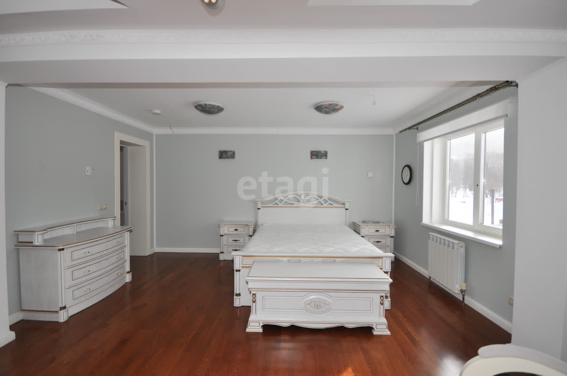 Аренда дома, 400м <sup>2</sup>, Южно-Сахалинск, Сахалинская область,  