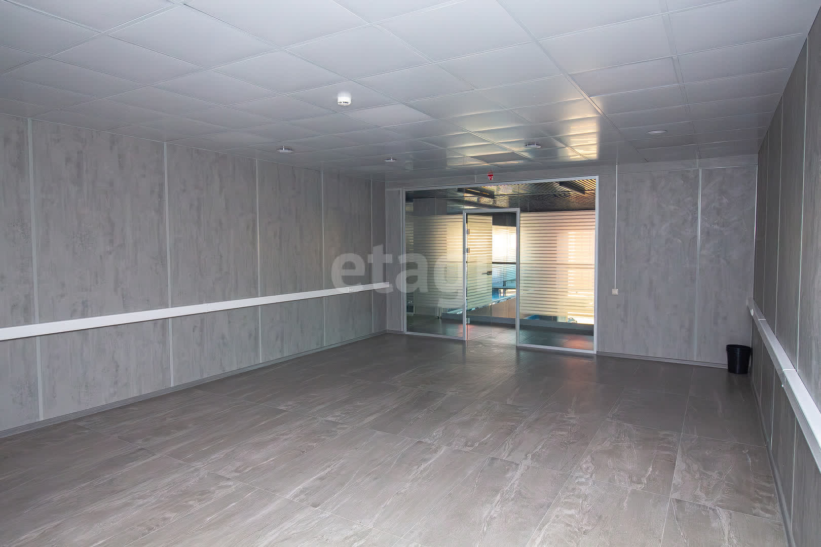 Аренда коммерческой недвижимости, 158м <sup>2</sup>, Новый Уренгой, Ямало-Ненецкий АО,  Новый Уренгой