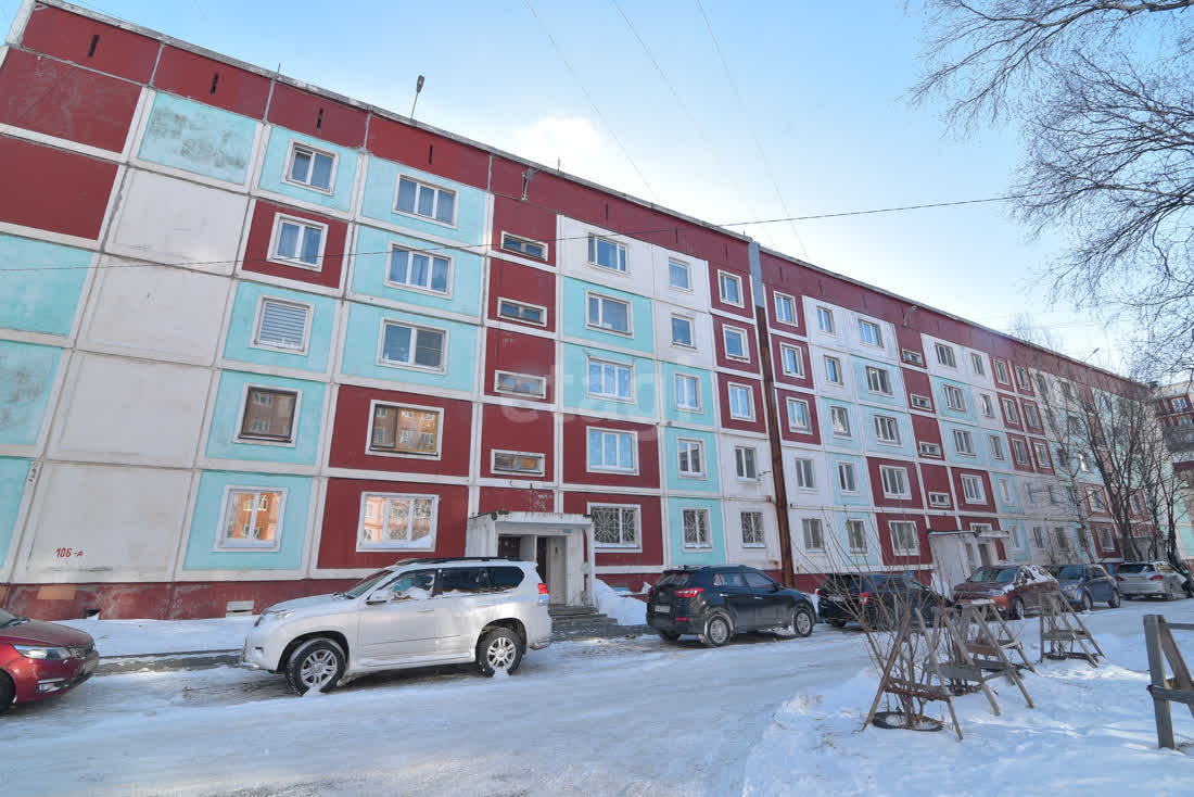 Продажа 4-комнатной квартиры, Южно-Сахалинск, Сахалинская область,  Южно-Сахалинск