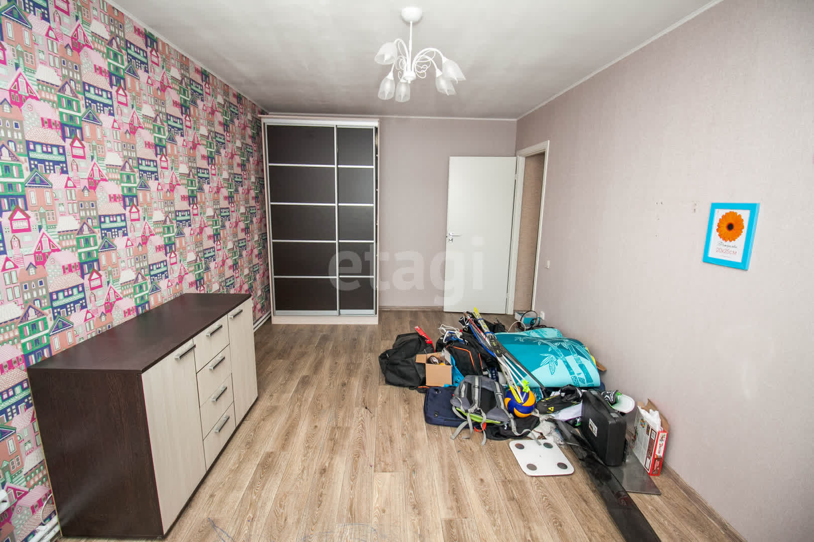 Продажа 3-комнатной квартиры, Южно-Сахалинск, Сахалинская область,  Южно-Сахалинск