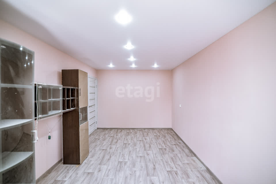 Продажа 2-комнатной квартиры, Южно-Сахалинск, Сахалинская область,  Южно-Сахалинск