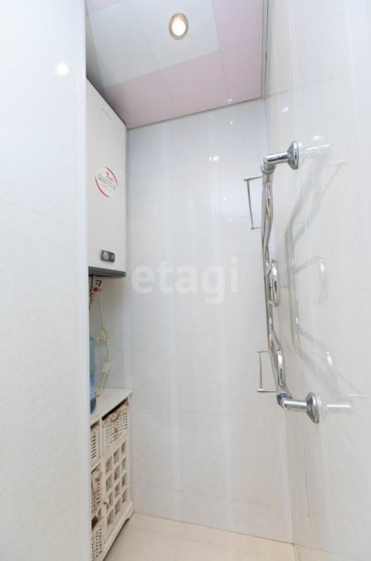 Продажа 4-комнатной квартиры, Южно-Сахалинск, Сахалинская область,  Южно-Сахалинск