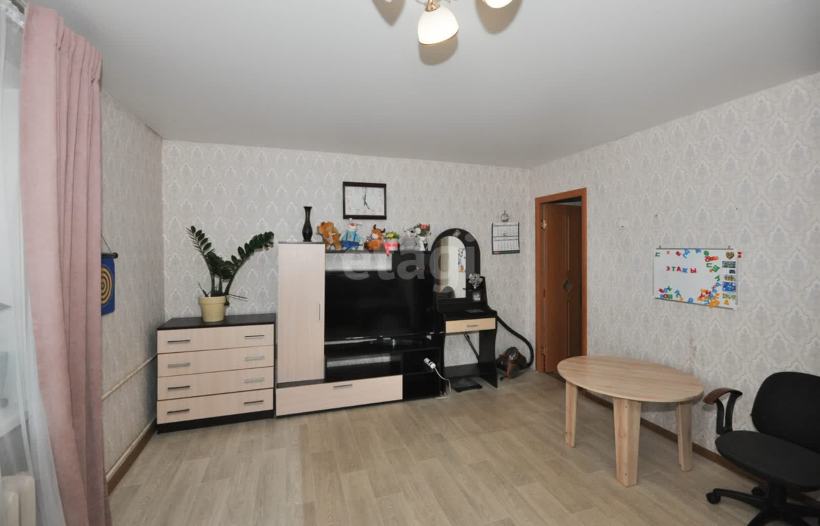 Продажа 2-комнатной квартиры, Южно-Сахалинск, Сахалинская область,  Южно-Сахалинск