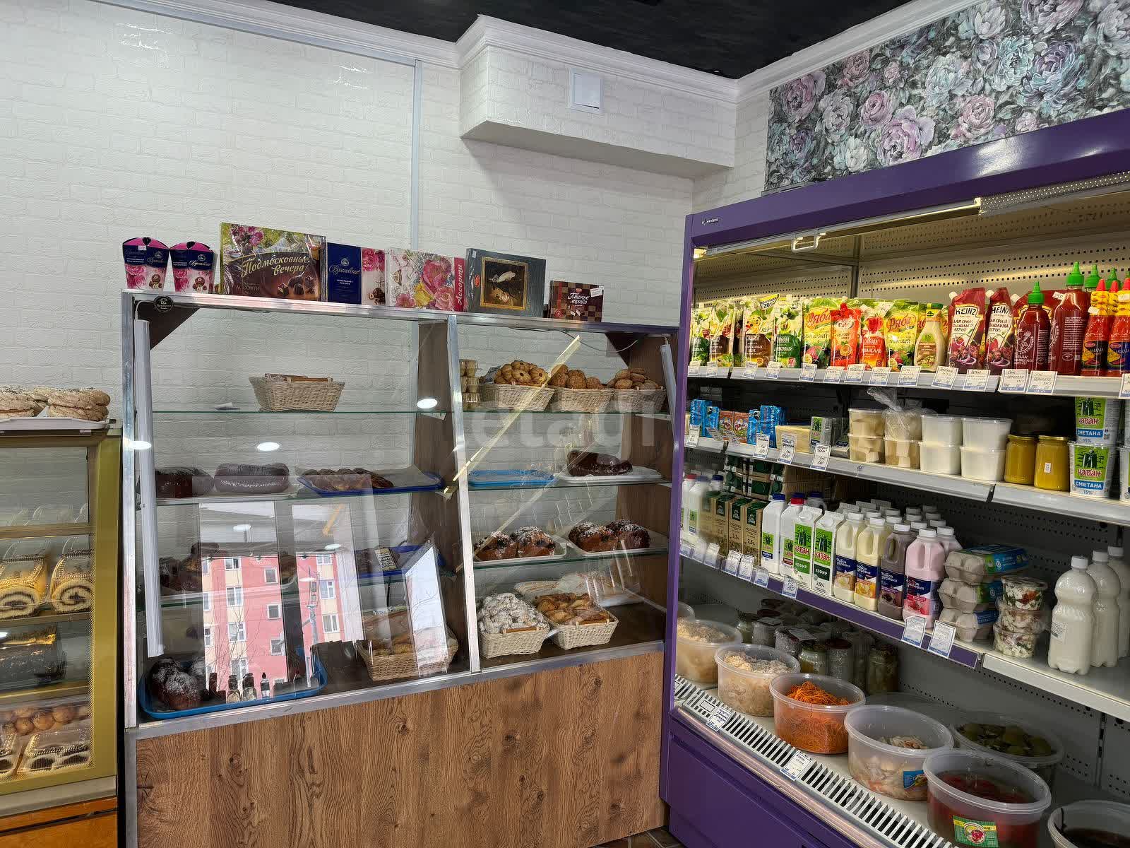 Продажа коммерческой недвижимости, 241м <sup>2</sup>, Новый Уренгой, Ямало-Ненецкий АО,  Новый Уренгой