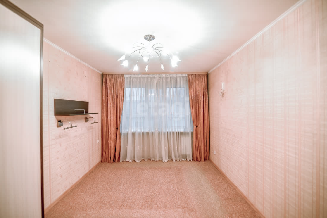 Продажа 3-комнатной квартиры, Южно-Сахалинск, Сахалинская область,  Южно-Сахалинск