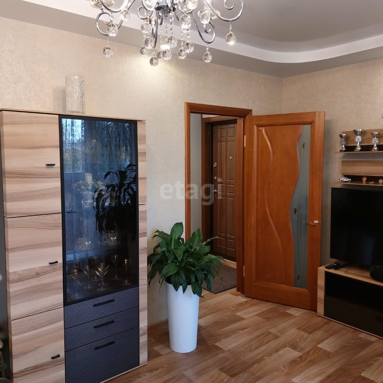 Продажа 2-комнатной квартиры, Южно-Сахалинск, Сахалинская область,  Южно-Сахалинск