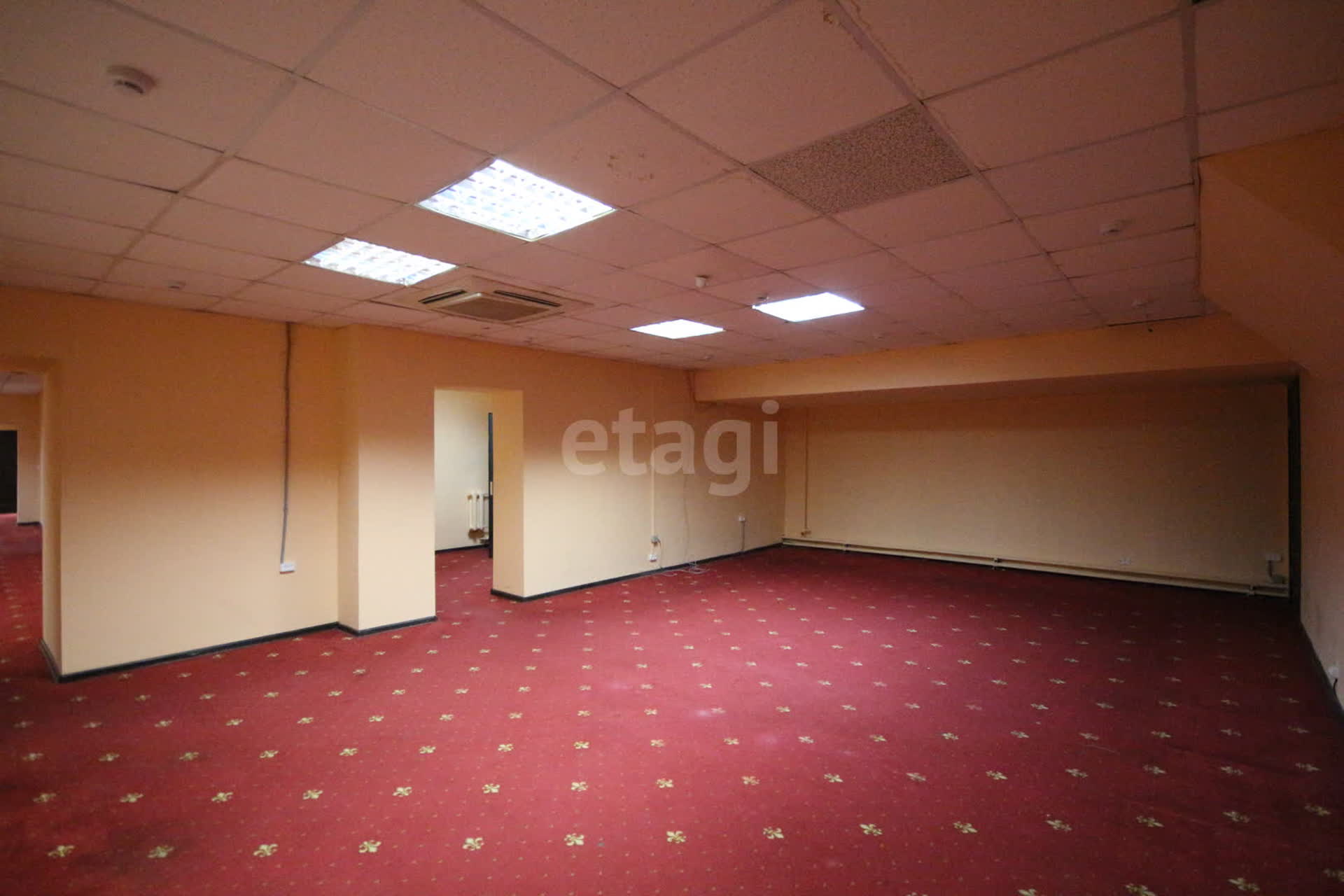 Аренда коммерческой недвижимости, 320м <sup>2</sup>, Новый Уренгой, Ямало-Ненецкий АО,  Новый Уренгой