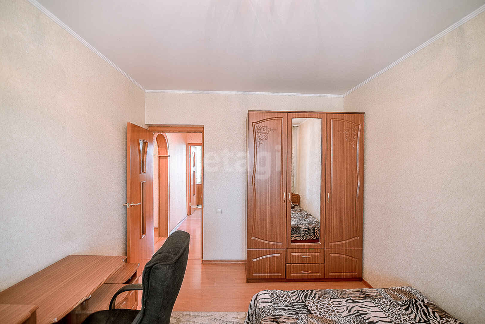 Продажа 4-комнатной квартиры, Южно-Сахалинск, Сахалинская область,  Южно-Сахалинск