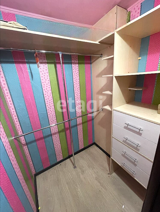 Продажа 3-комнатной квартиры, Южно-Сахалинск, Сахалинская область,  Южно-Сахалинск