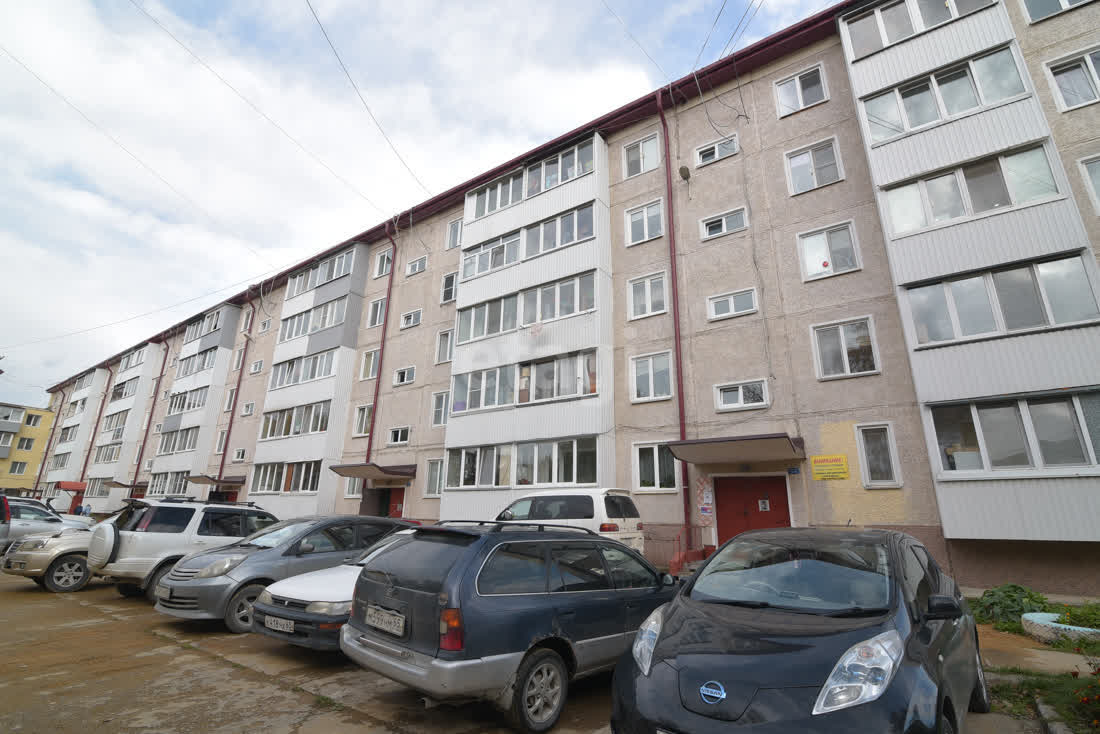 Продажа 4-комнатной квартиры, Южно-Сахалинск, Сахалинская область,  Южно-Сахалинск