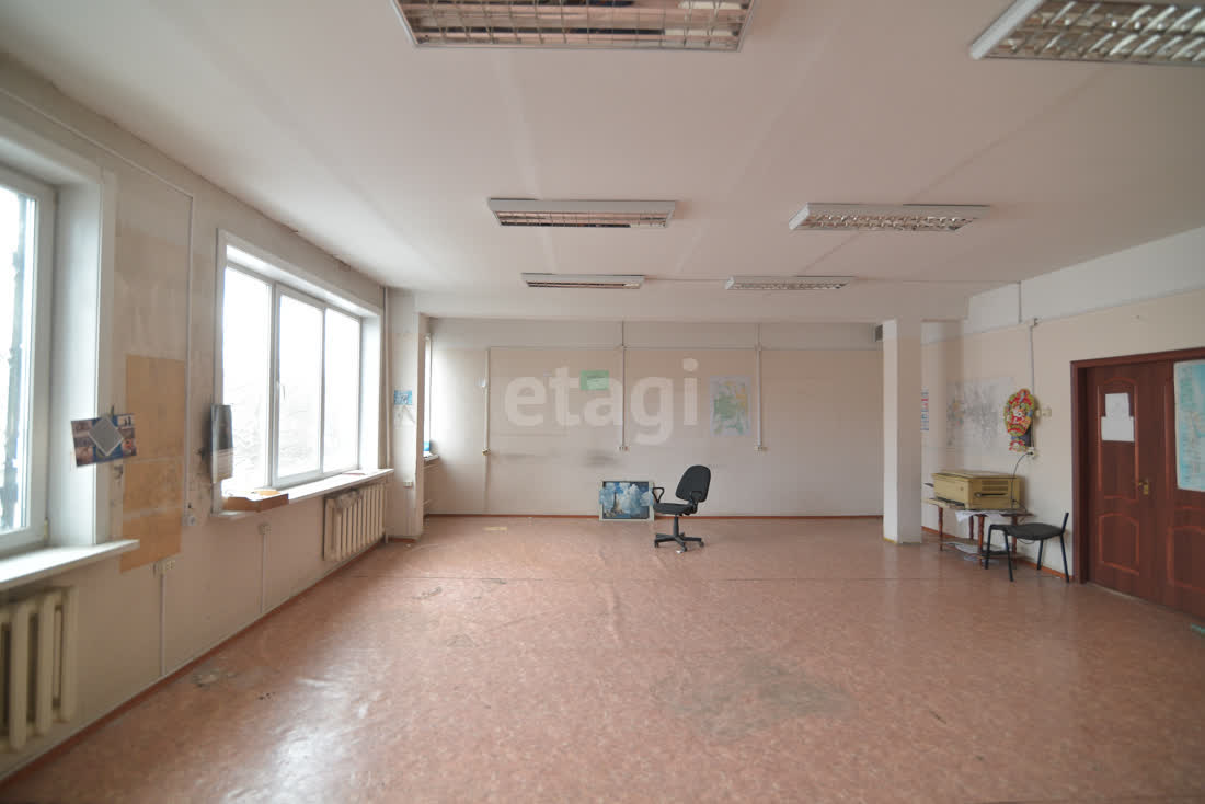 Аренда коммерческой недвижимости, 556м <sup>2</sup>, Южно-Сахалинск, Сахалинская область,  Южно-Сахалинск